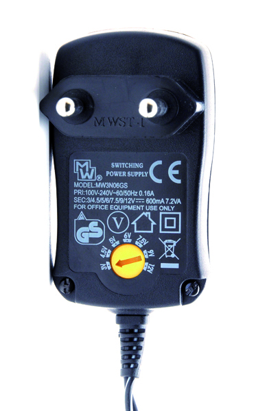 Unité(s) Alimentation à découpage 3 à 12V/ 0.6 à 1A 100-240V